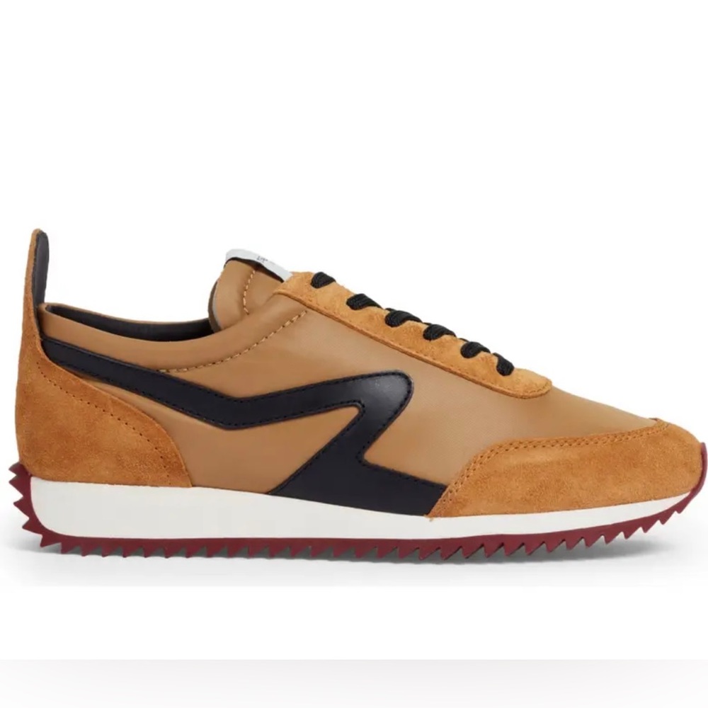 NEW IN BOX RAG & BONE RETRO RUNNER SNEAKERS SIZE 9 MUSTARD